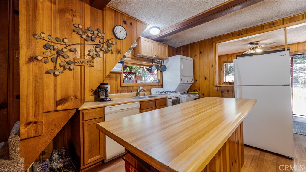 Crestline (CRES) - Residential