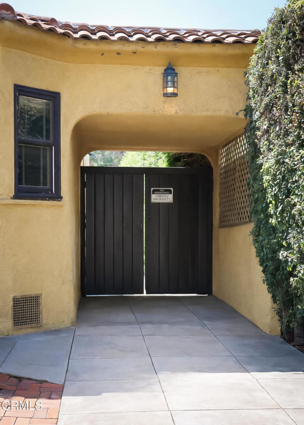 Photo of 8936 Dorrington Avenue, West Hollywood, CA 90048 (MLS # V1-35712)
