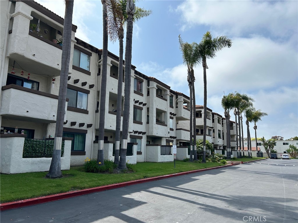 Vista Oceana - Residential