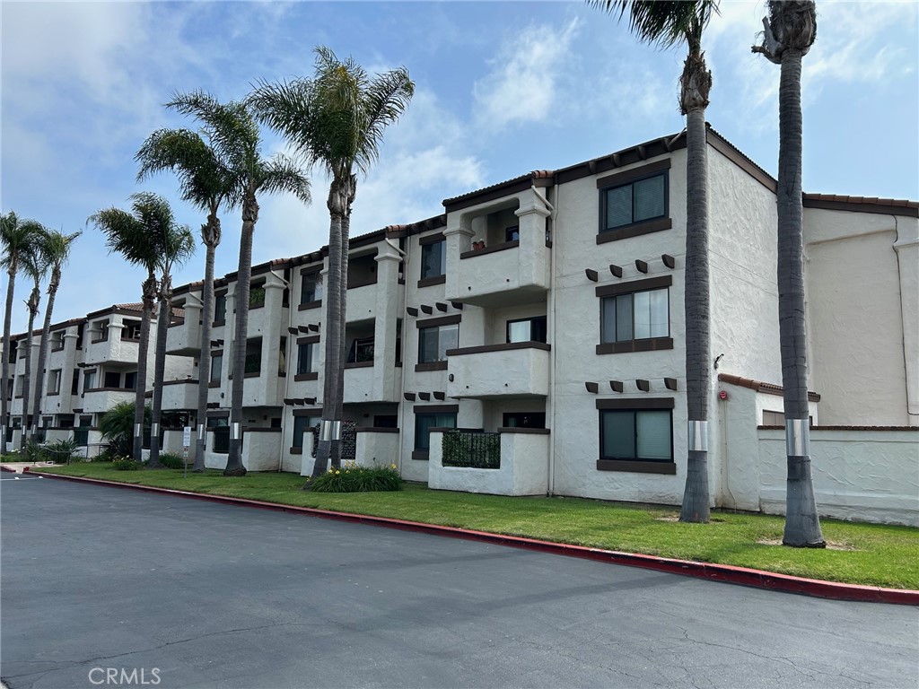 Vista Oceana - Residential