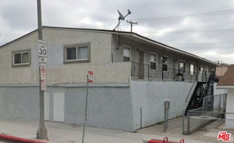 Photo of 6110 Long Beach Boulevard, Long Beach, CA 90805 (MLS # 26653871)