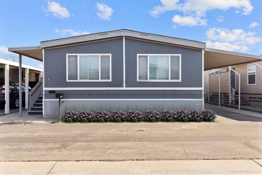 9080 Bloomfield Ave 223