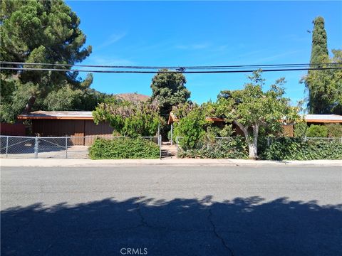 Photo of 1768 Wright Street, Pomona, CA 91766 (MLS # TR25080516) Photo of 1768 Wright Street, Pomona, CA 91766 (MLS # TR25080516)