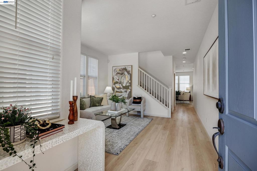 221 Dutra Vernaci Dr.