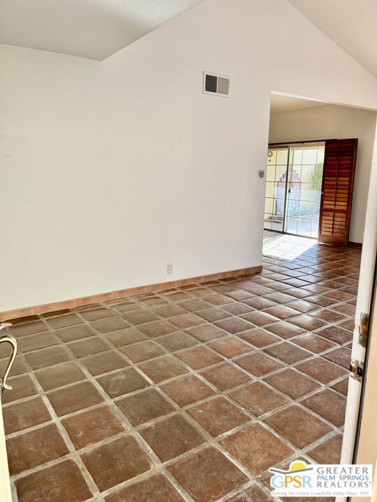 Palm Springs Country Club - Residential