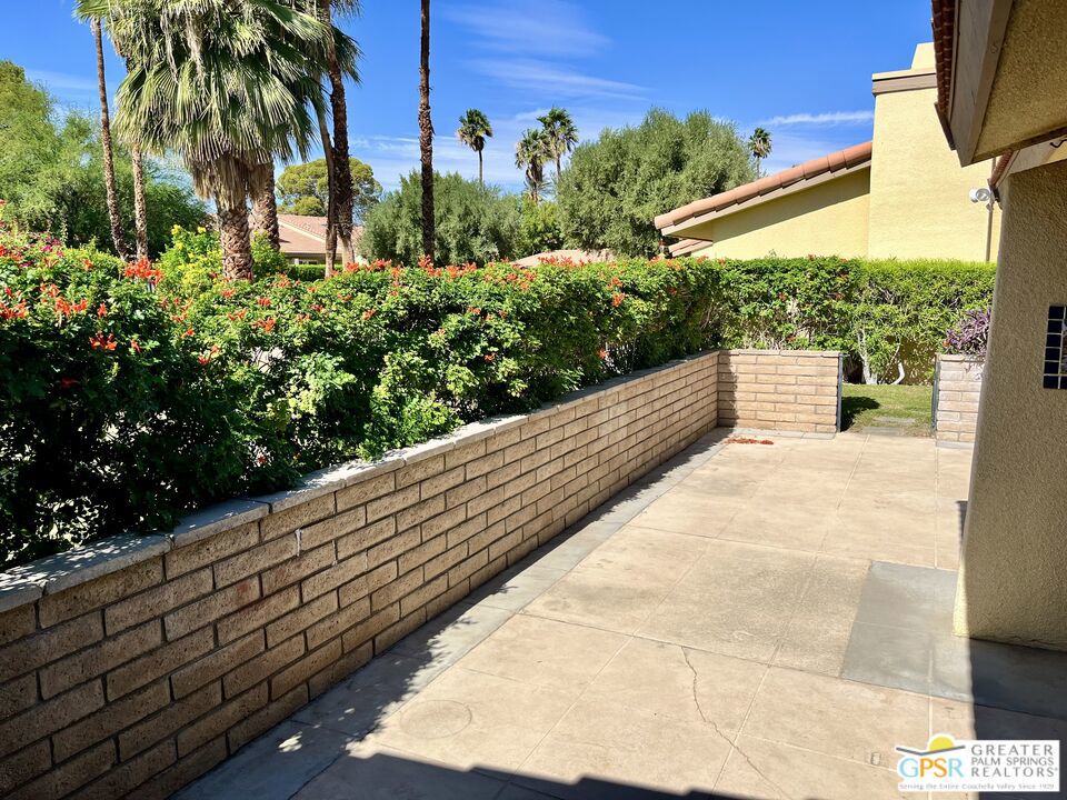 Palm Springs Country Club - Residential