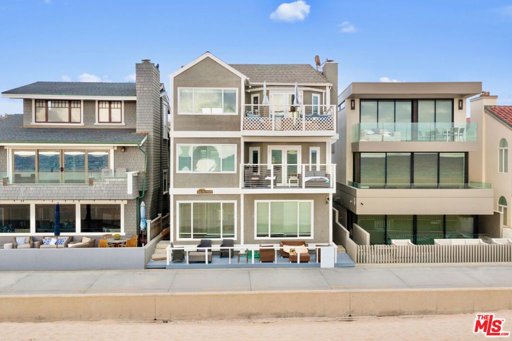 Photo of 1836 The Strand, Hermosa Beach, CA 90254 (MLS # 26727331)