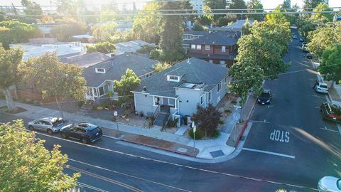 Photo of 183 Everett Avenue, Palo Alto, CA 94301 (MLS # ML82044036)