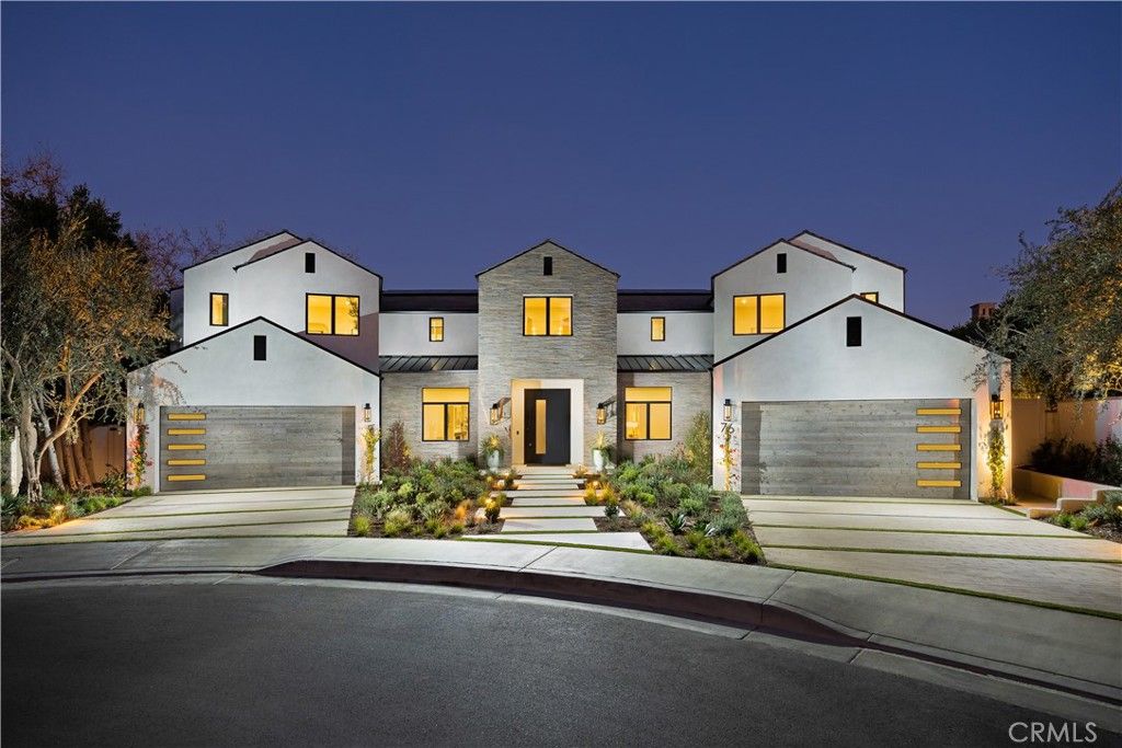 Photo of 76 Hillcrest Lane, Newport Beach, CA 92660 (MLS # OC26007766)