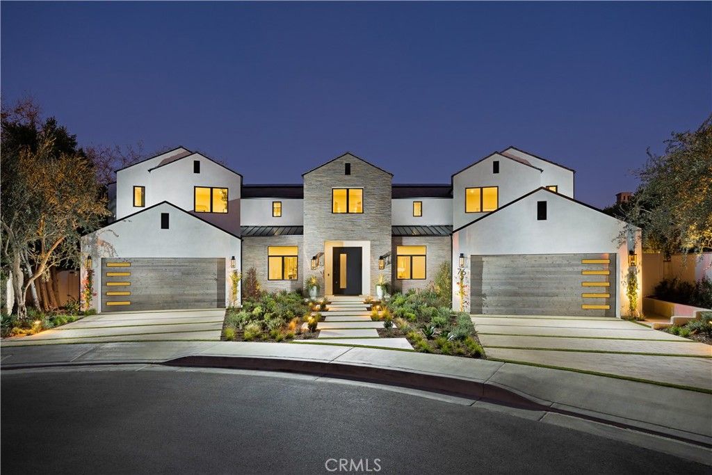 Photo of 76 Hillcrest Lane, Newport Beach, CA 92660 (MLS # OC26007766)