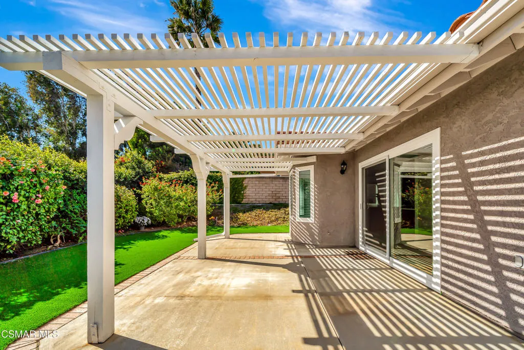 Thousand Oaks, California 91360, United States, 3 Bedrooms Bedrooms, ,2 BathroomsBathrooms,Residential,Pending,106291