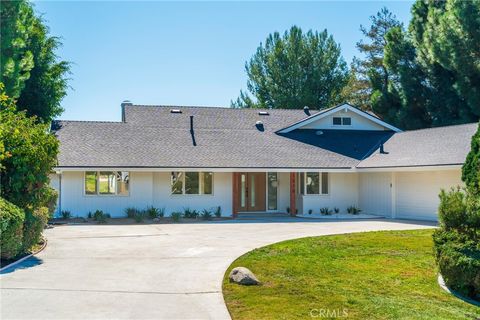 Photo of 1210 Anita Pl Pl, Fullerton, CA 92831 (MLS # RS25250547) Photo of 1210 Anita Pl Pl, Fullerton, CA 92831 (MLS # RS25250547)