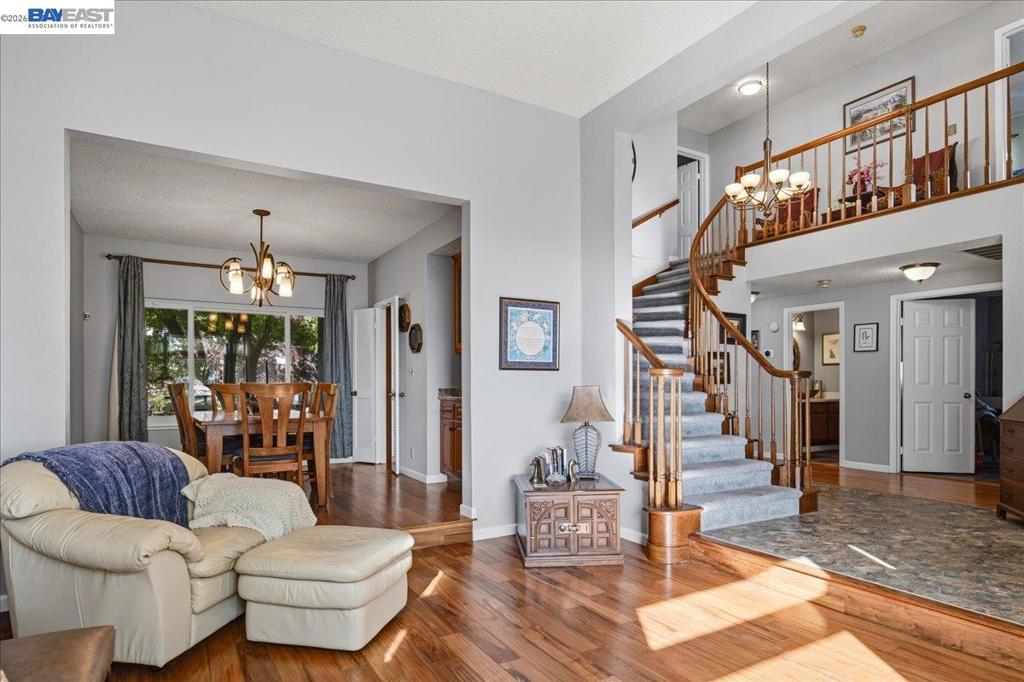 466 Crystalline Dr Dr, Fremont CA 94539