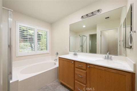 Tiny photo for 28569 Gibraltar LN, Castaic, CA 91384 (MLS # WS26225537)