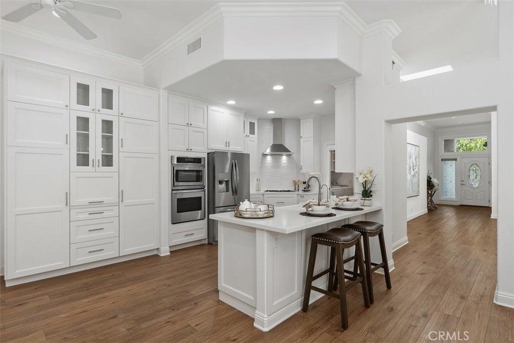 21451 Medina