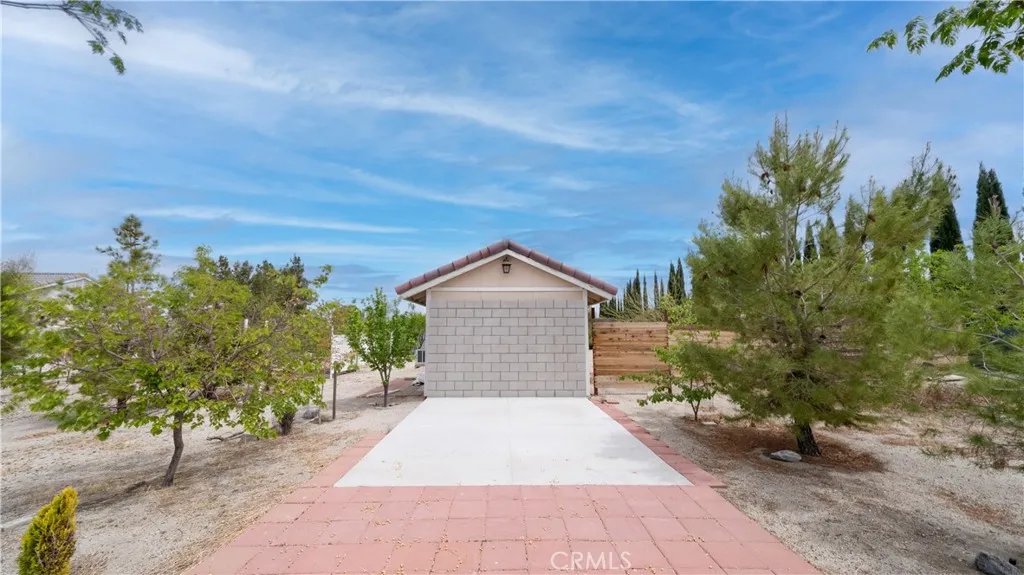 Pinon Hills, California 92372, United States, 4 Bedrooms Bedrooms, ,2 BathroomsBathrooms,Residential,Active,205787