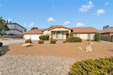 Photo of 16249 Crown Valley Drive, Apple Valley, CA 92307 (MLS # HD26177129)