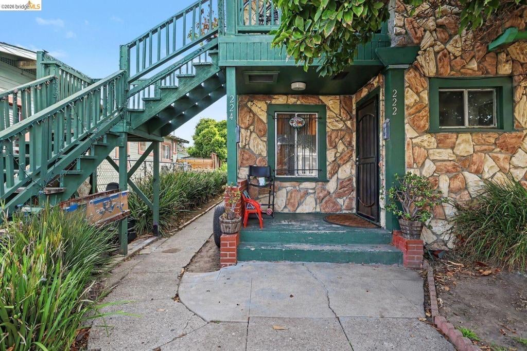 222 4th ST