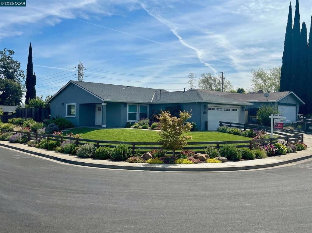 Photo of 61 Galleon Way, Pittsburg, CA 94565 (MLS # 41126956)