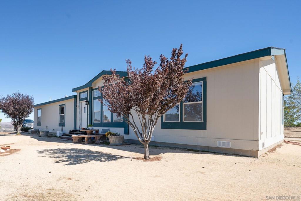 39550 Jewel Valley Ct