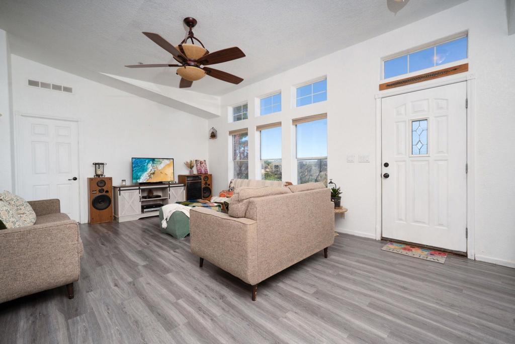 39550 Jewel Valley Ct