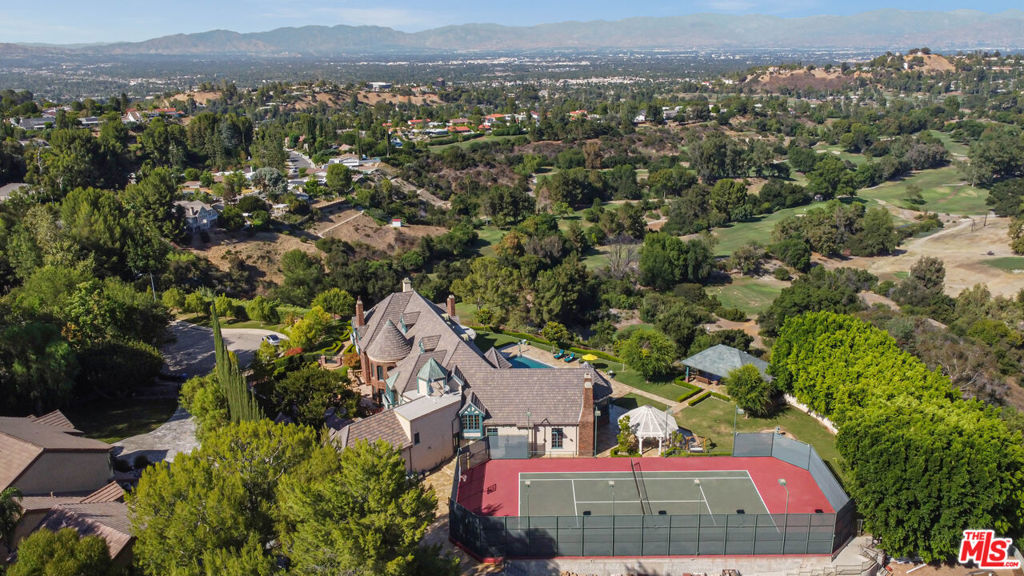 19000 Dorlon Drive