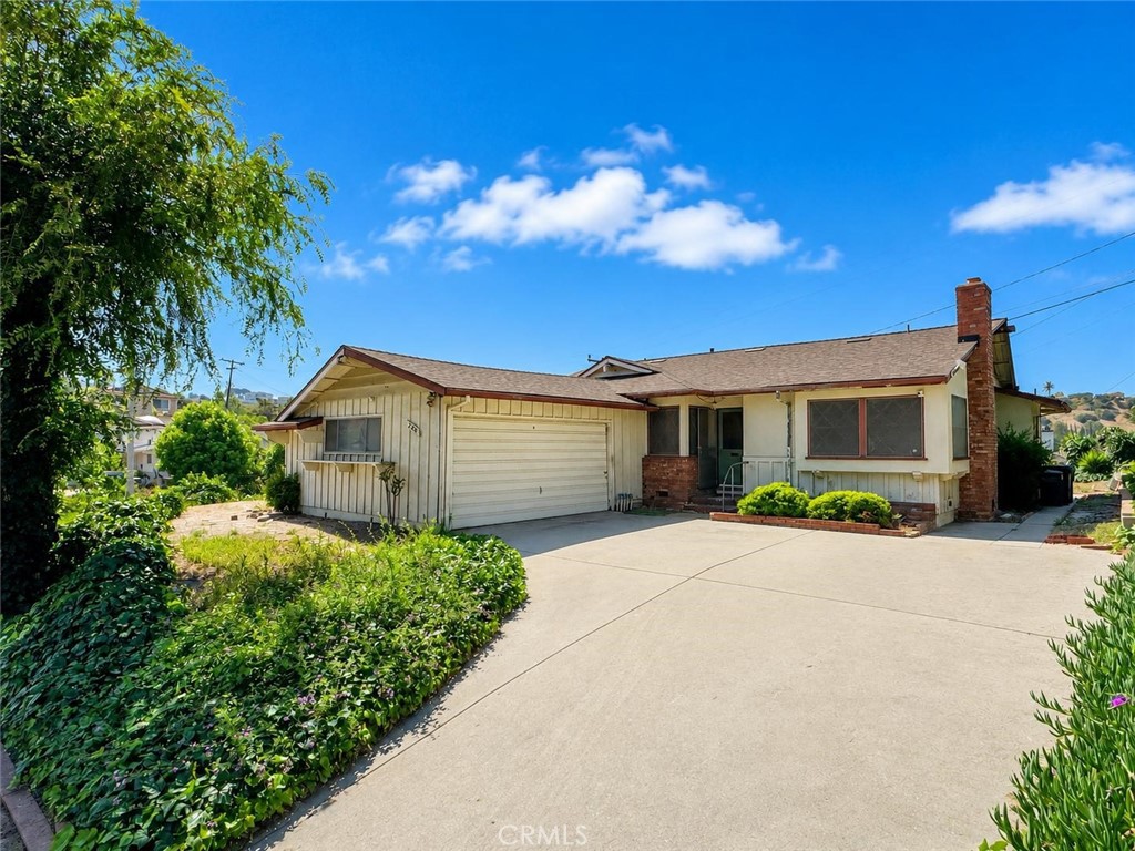 2000 Verde Vista Drive