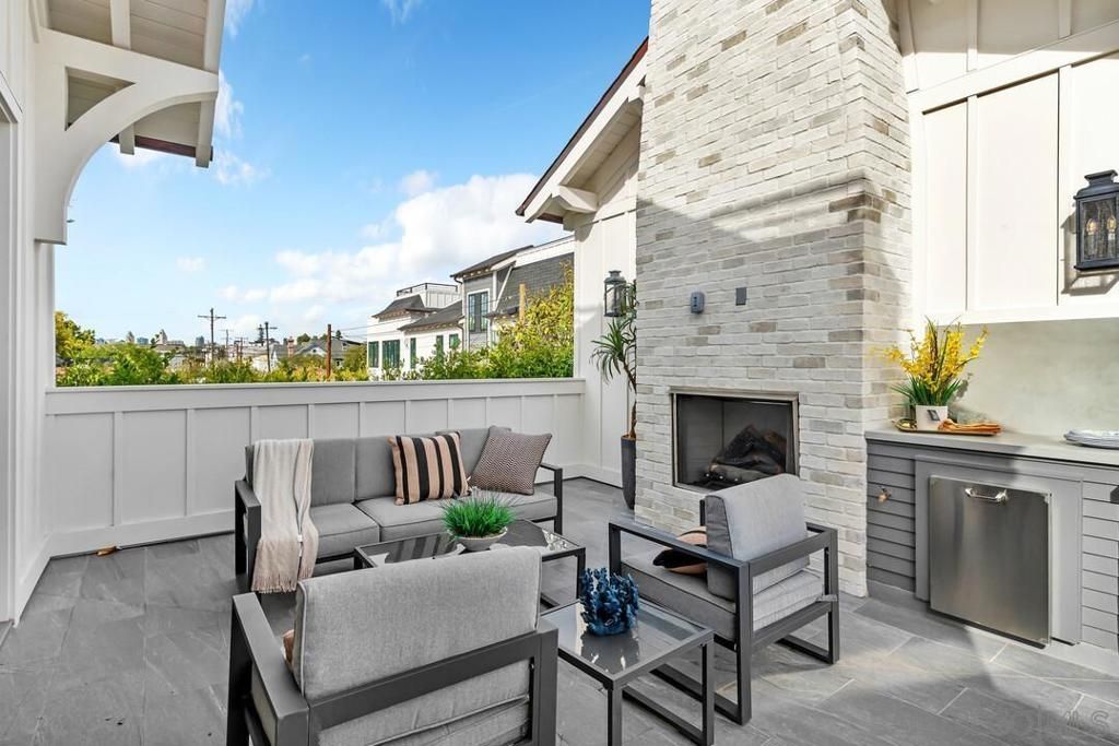 listing image 130726733077661448313