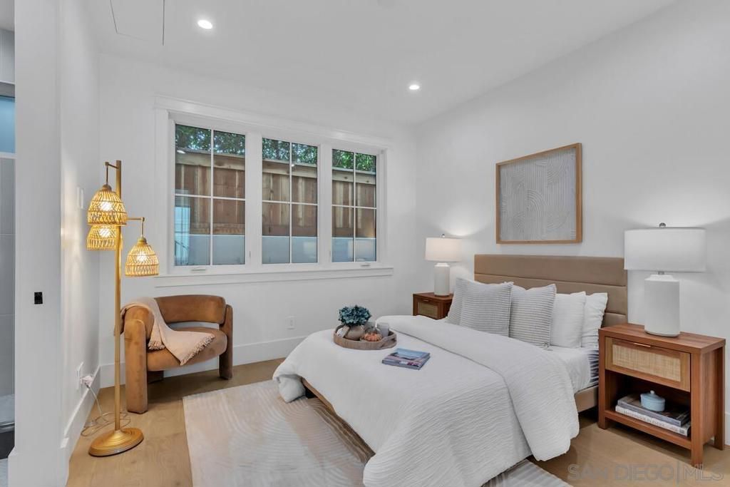 listing image 130726262554971195944