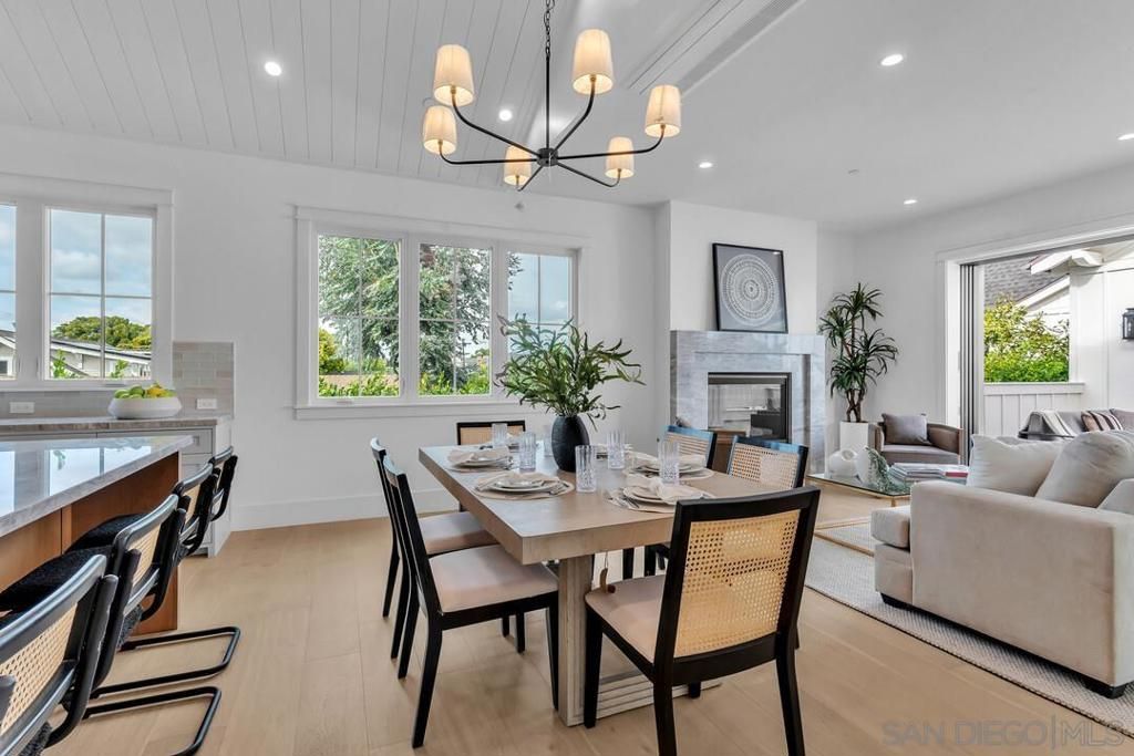 listing image 130723626575226467498
