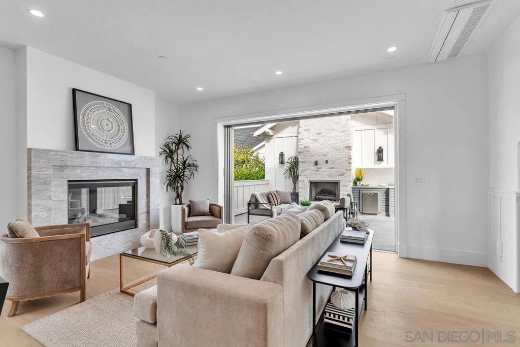 listing image 130727377608347623276