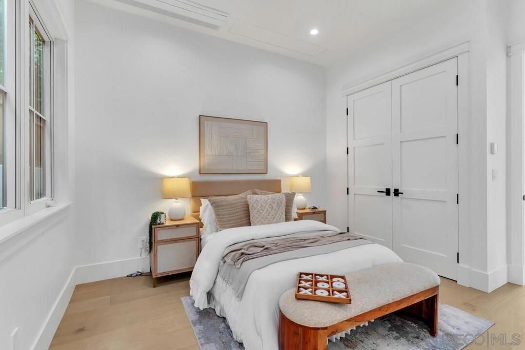 listing image 130729149222951154802