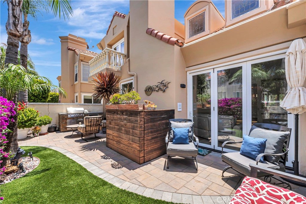 6111 Greenbrier Drive, Huntington Beach CA 92648 - Photo 52