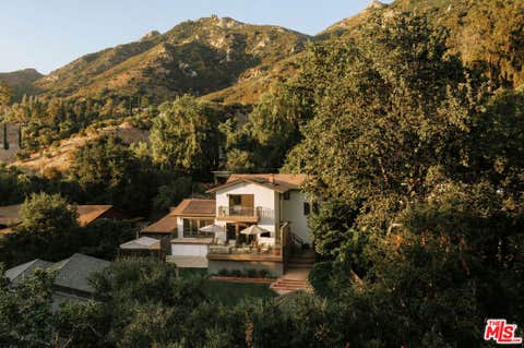 Photo of 685 Wonder View Drive, Calabasas, CA 91302 (MLS # 26847723)