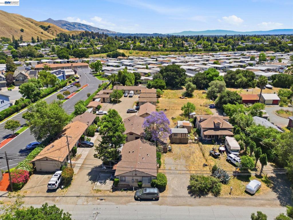 559 Old Canyon Rd