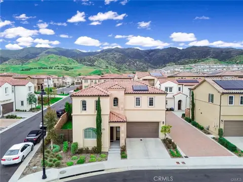 20831 W Acorn Cir, Porter Ranch, CA 91326 - MLS#: SR26044061