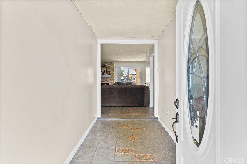 1303 N Siesta Avenue