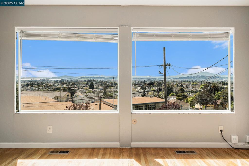 TEWKSBURY HGTS - Residential