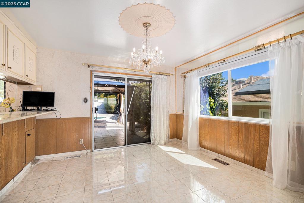 TEWKSBURY HGTS - Residential