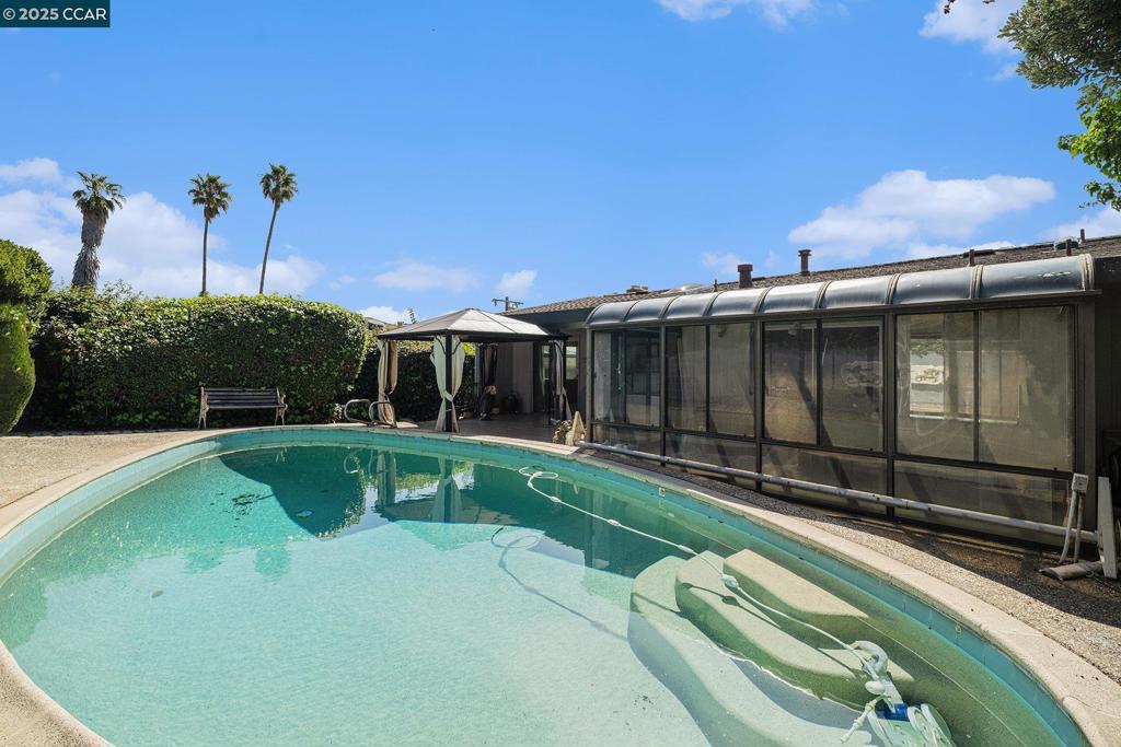 TEWKSBURY HGTS - Residential