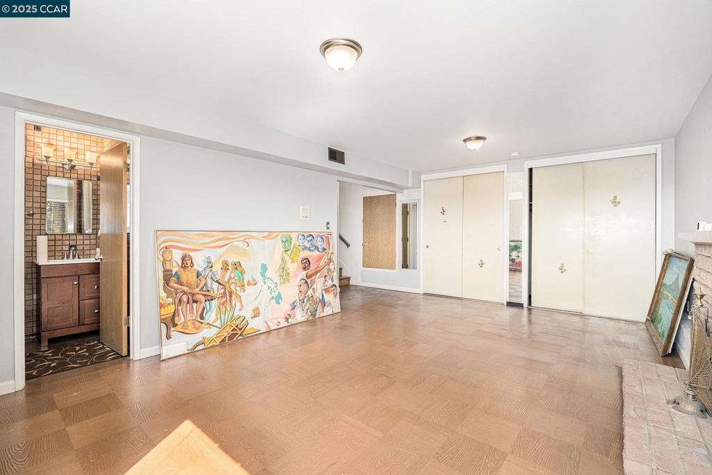 TEWKSBURY HGTS - Residential