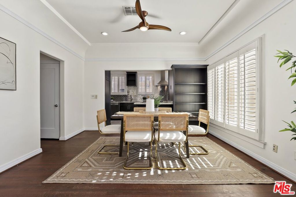 5761 W Olympic Boulevard