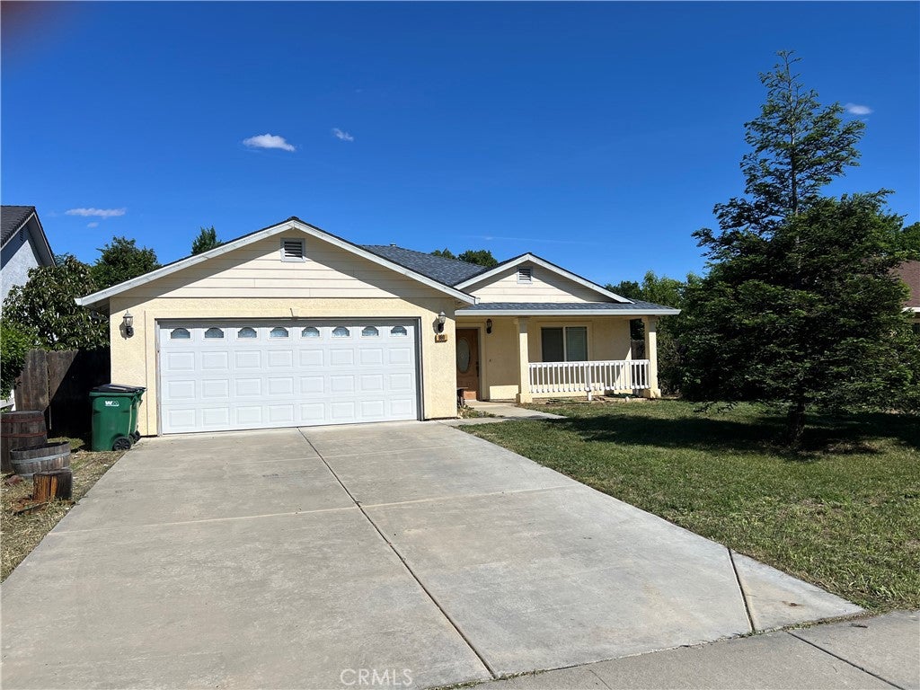 860 Applewood