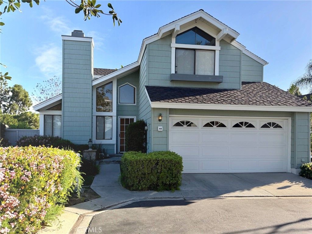Photo of 44 Amberleaf, Irvine, CA 92614 (MLS # OC26055655)