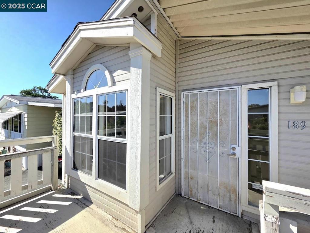 189 Kona Cir