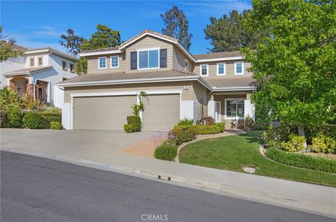 Photo of 16 Vitale Ln, Lake Forest, CA 92610 (MLS # OC25233827)