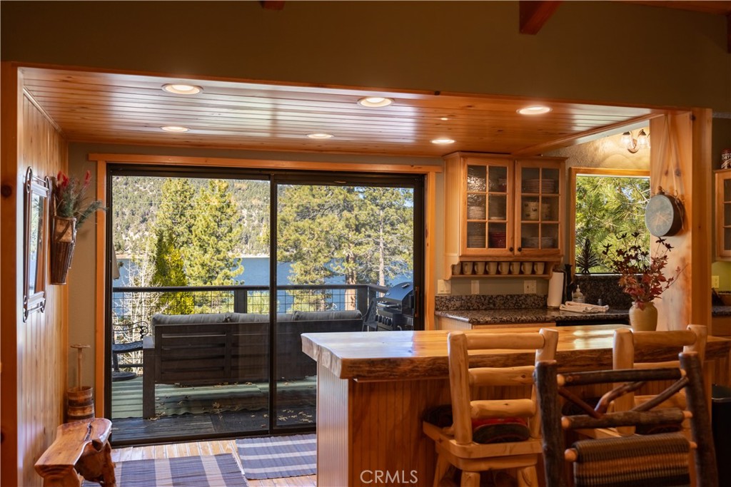 752 Cove Drive