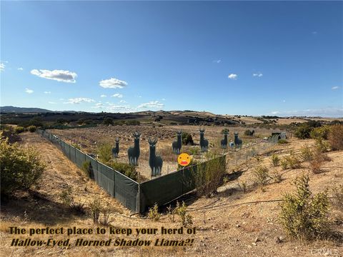 Tiny photo for 27 Wellsona Road, Paso Robles, CA 93446 (MLS # NS25221680)