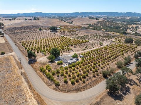 Tiny photo for 27 Wellsona Road, Paso Robles, CA 93446 (MLS # NS25221680)