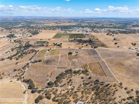 Tiny photo for 27 Wellsona Road, Paso Robles, CA 93446 (MLS # NS25221680)